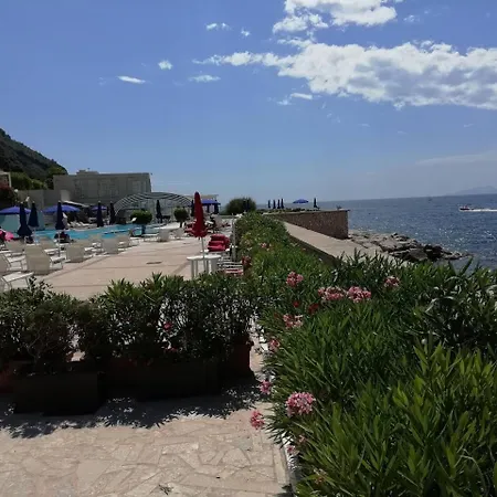 Siriana Open Space Penthouse Affittacamere 3*